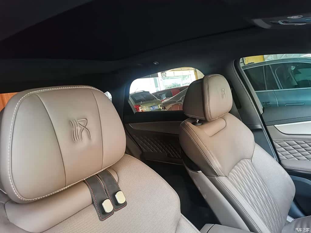 BYD Han, 2022 9