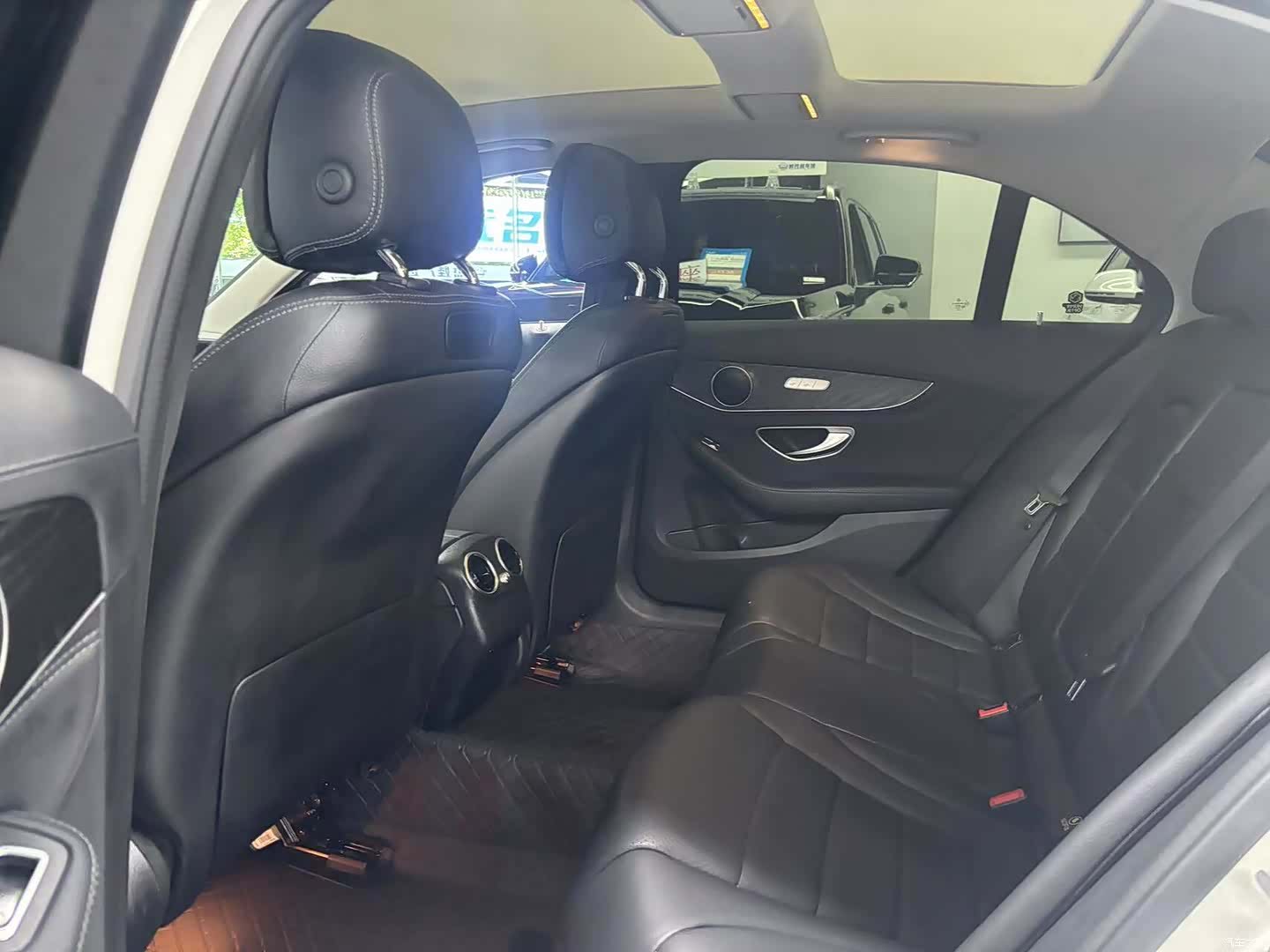 Mercedes-Benz C-Class, 2016 8