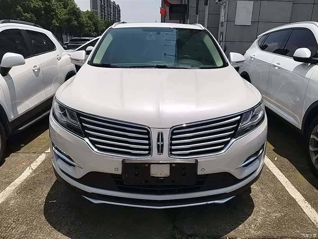 Lincoln MKC, 2016 3