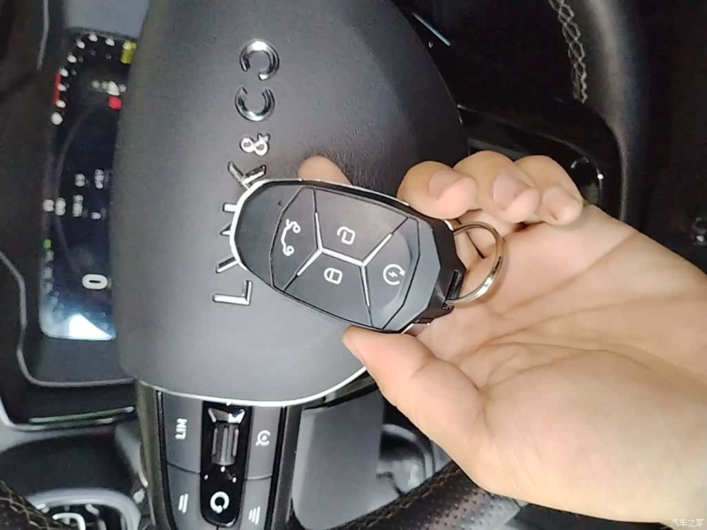 Lynk & Co 02, 2021 9