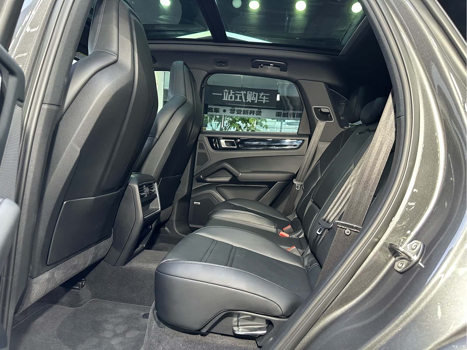Porsche Cayenne, 2019 6