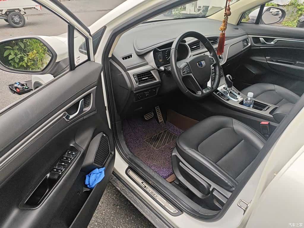 Geely Emgrand, 2016 14