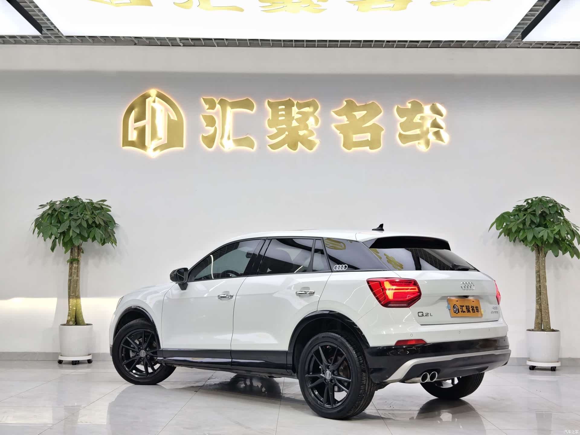 Audi Q2L, 2019 7