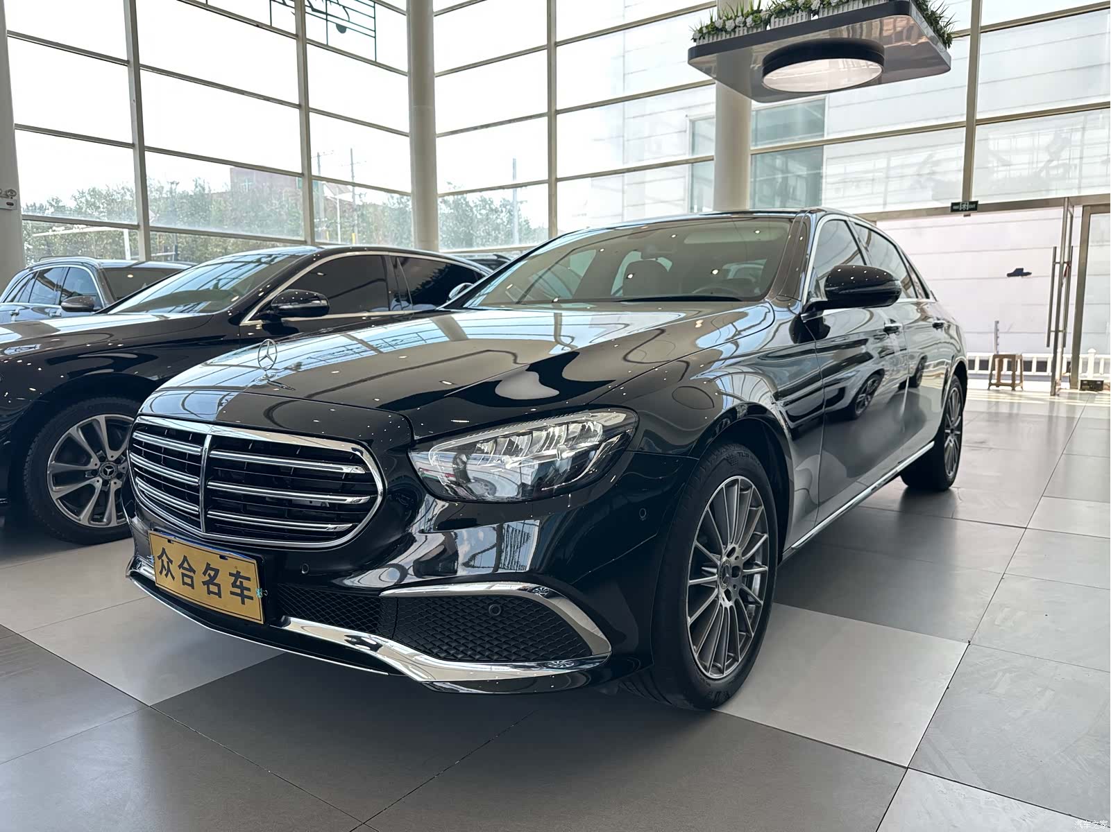 Mercedes-Benz E-Class, 2023 1