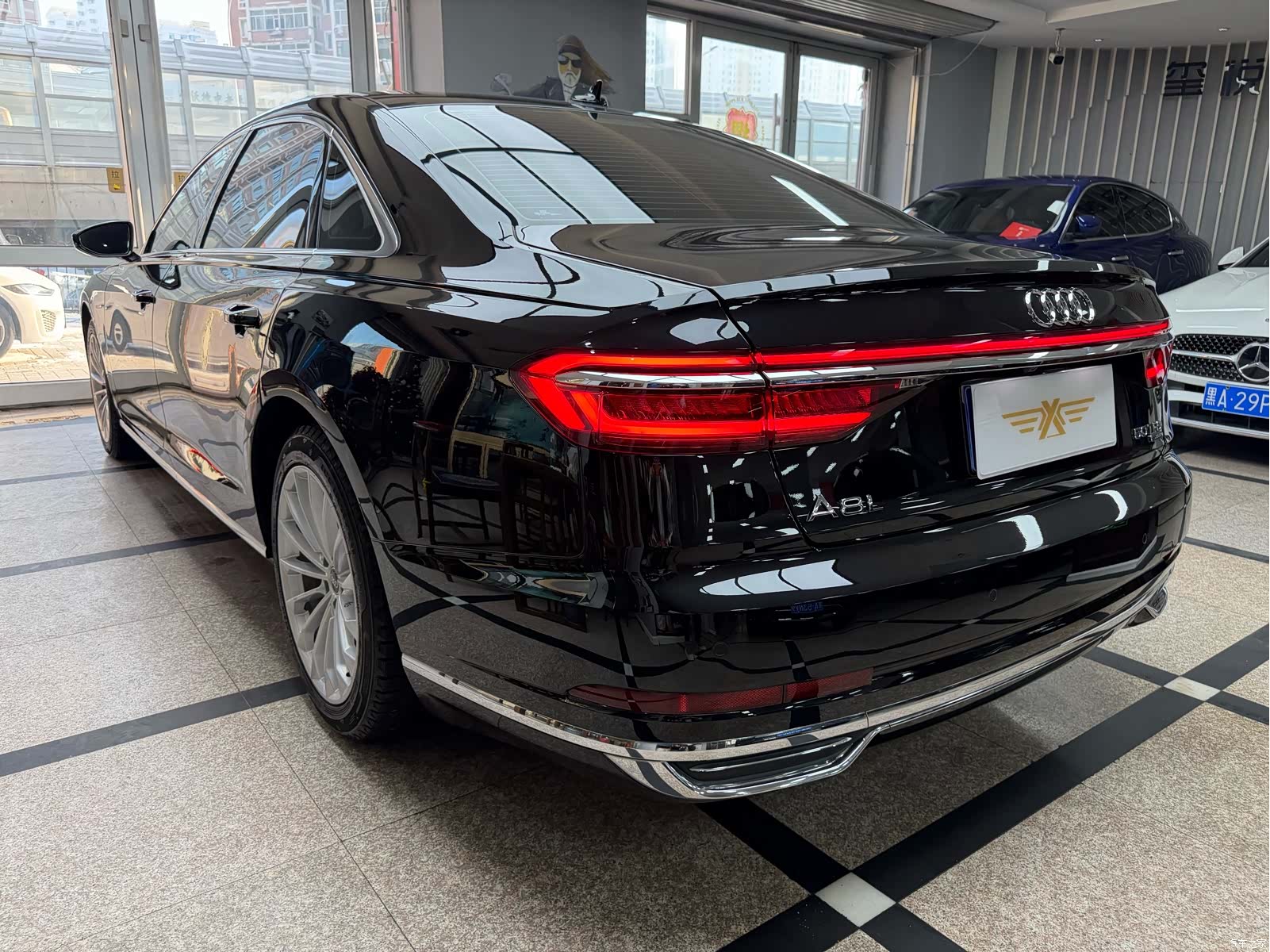 Audi A8L, 2021 все фото