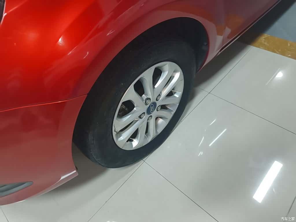 Ford Focus, 2016 23