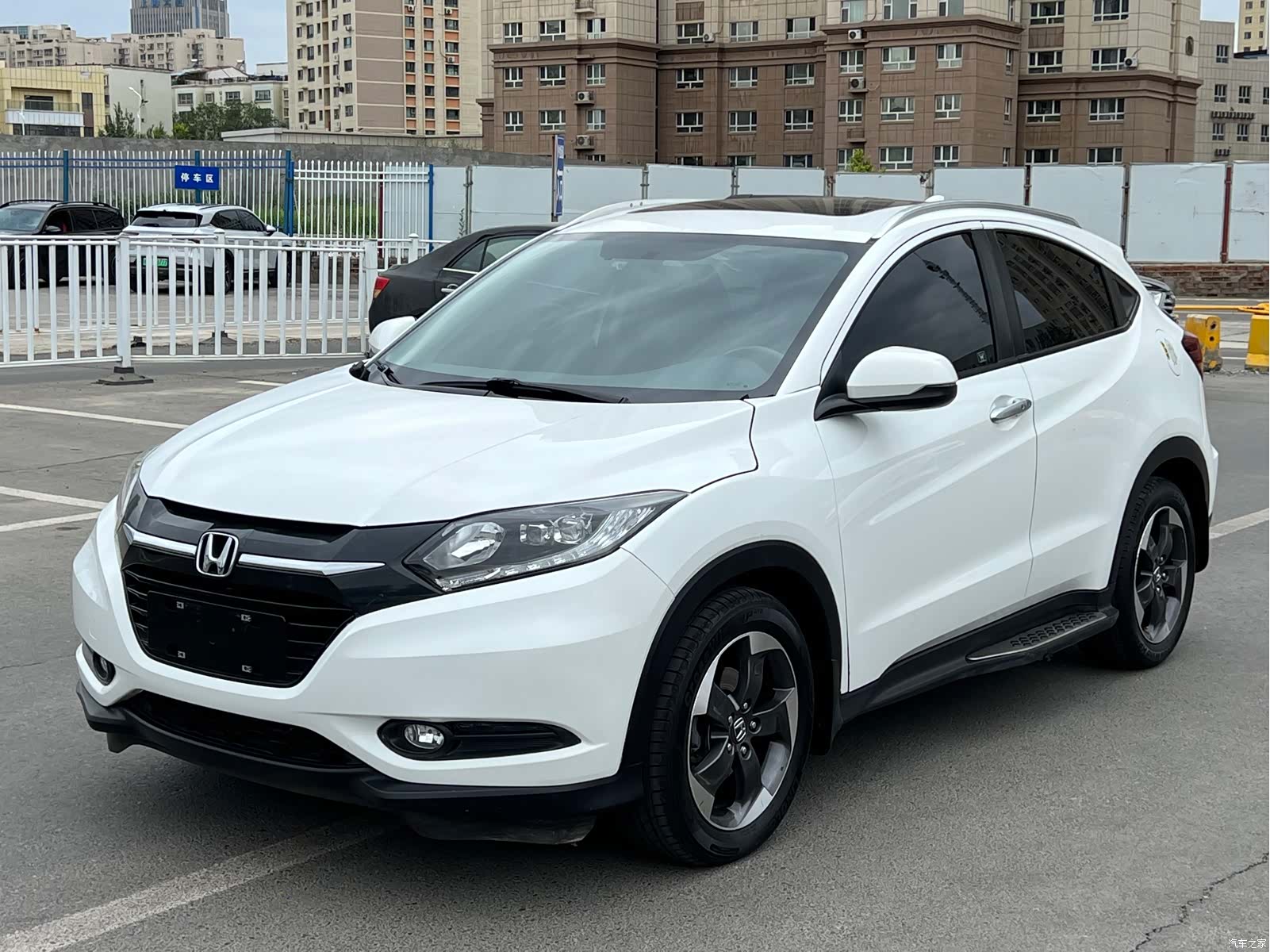 Honda Vezel, 2015 1