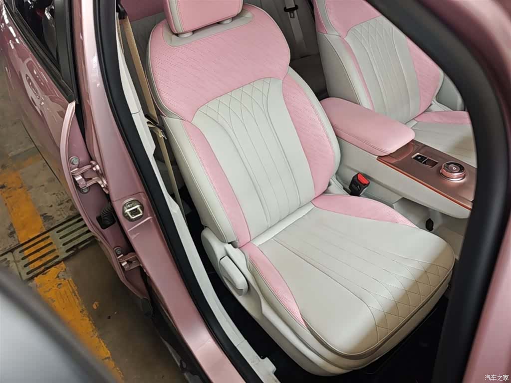 Geely E, 2023 24