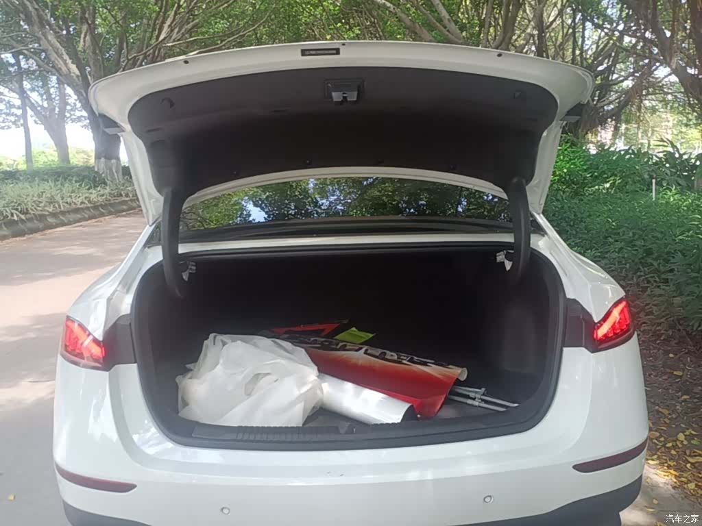 Roewe D7, 2025 19