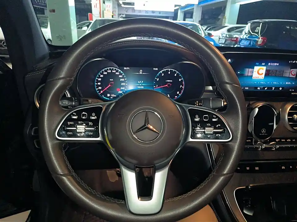 Mercedes-Benz GLC Mercedes-Benz GLC
