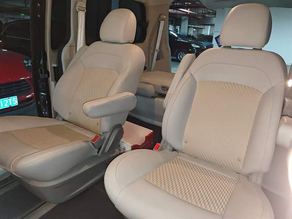 JAC Refine Ruifeng M4