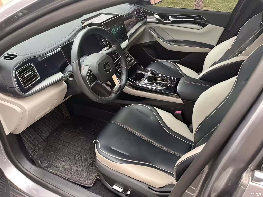 BYD Qin, 2022 15