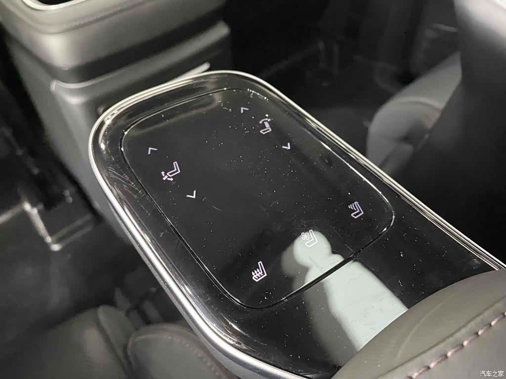 Trumpchi M8, 2025 19
