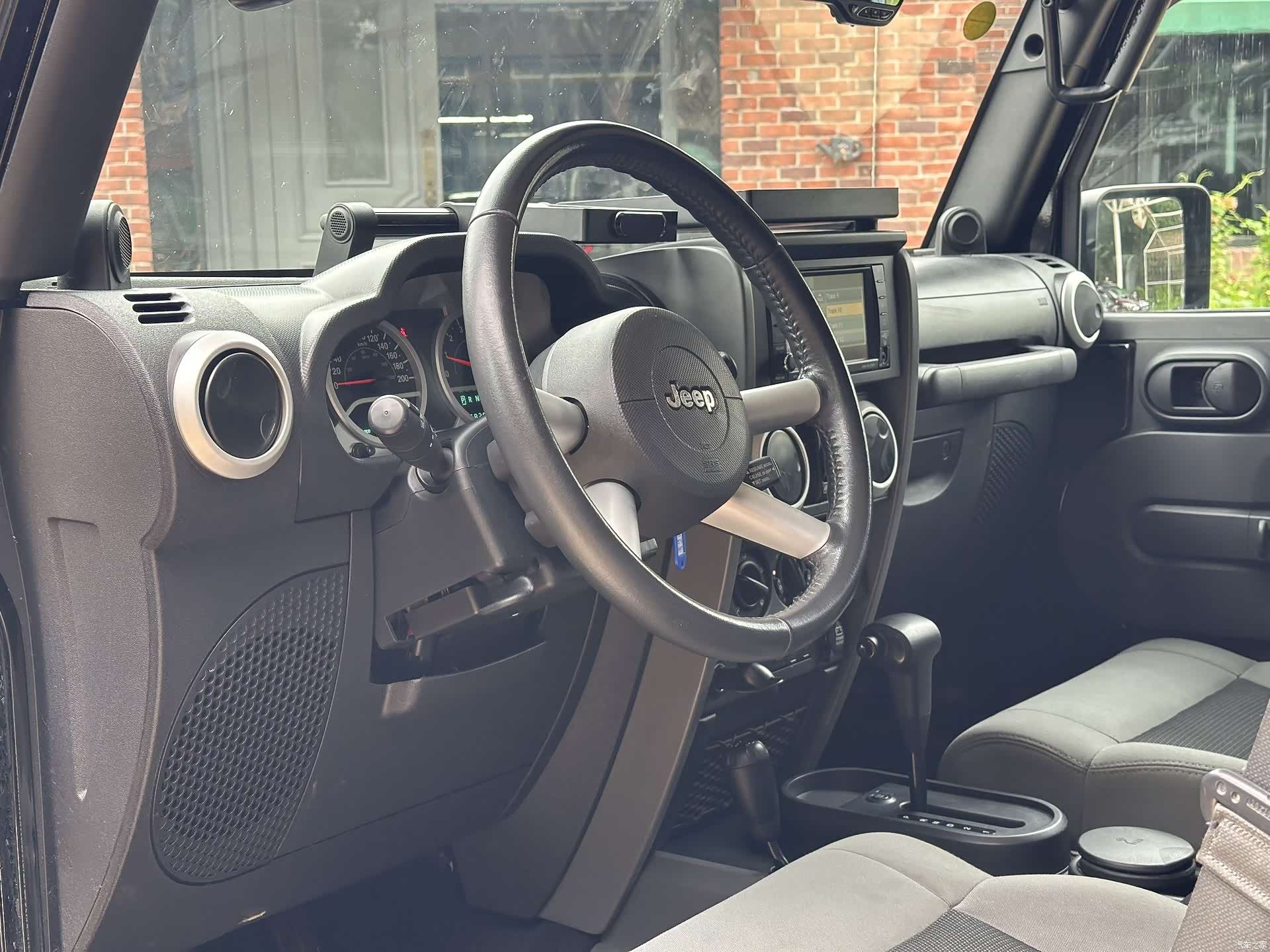 Jeep Wrangler, 2010 9