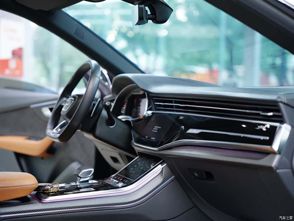 Audi Q8, 2021 45