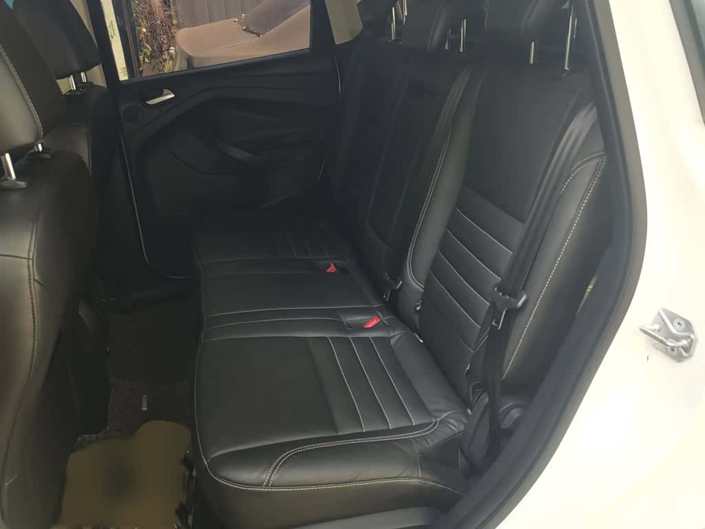 Ford Kuga, 2015 15