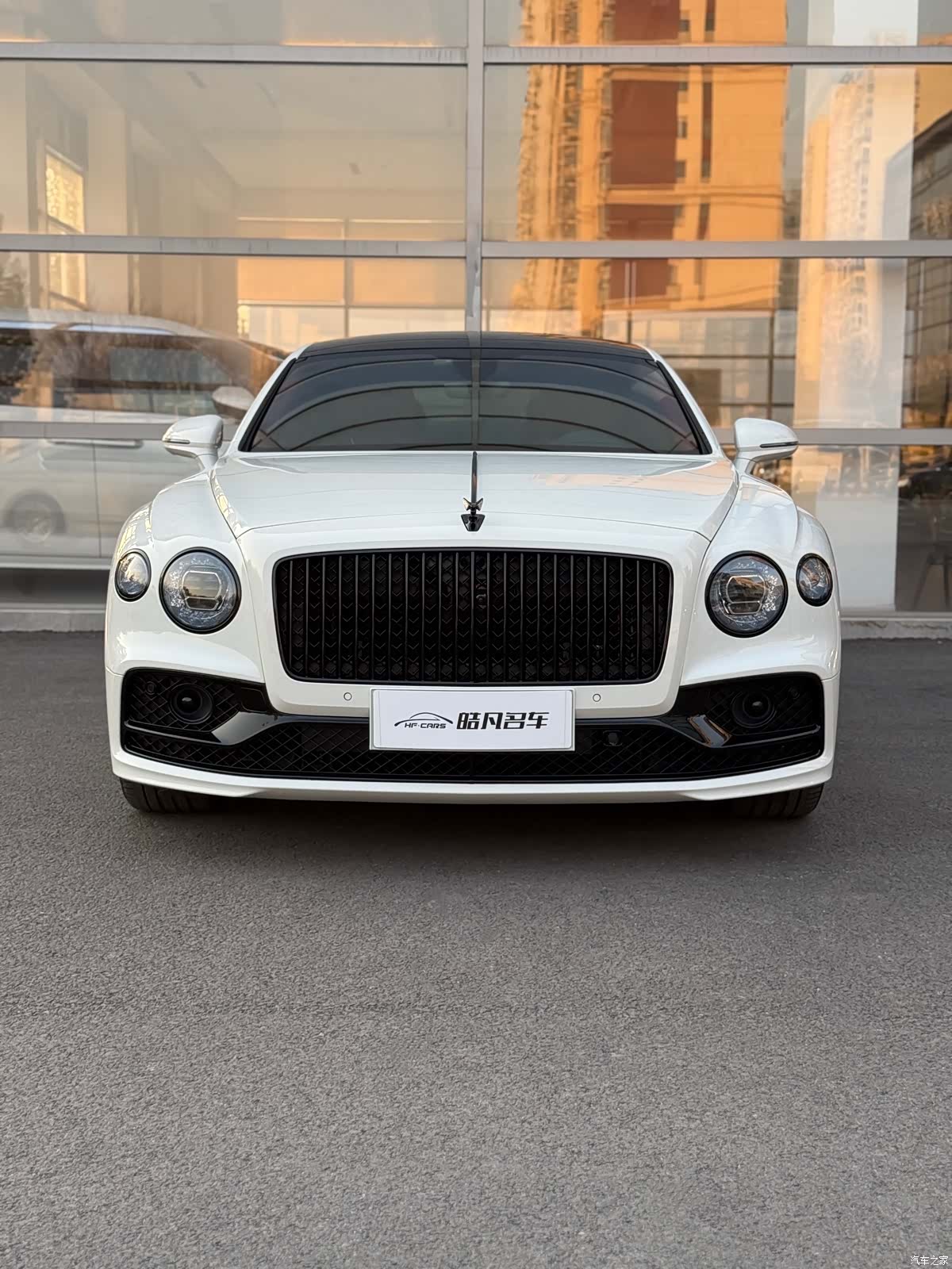 Bentley Flying Spur, 2023 2