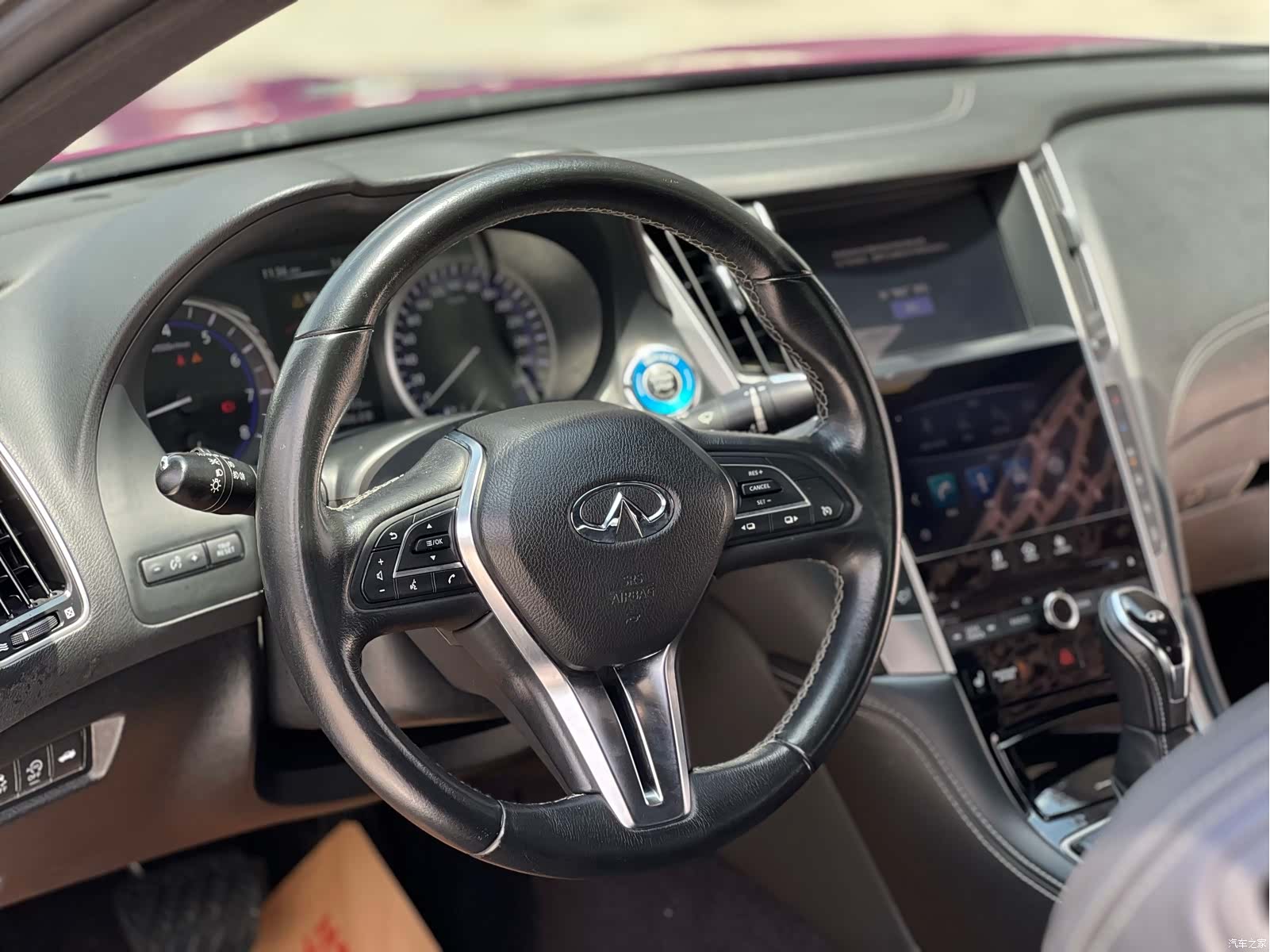 Infiniti Q60, 2018 13