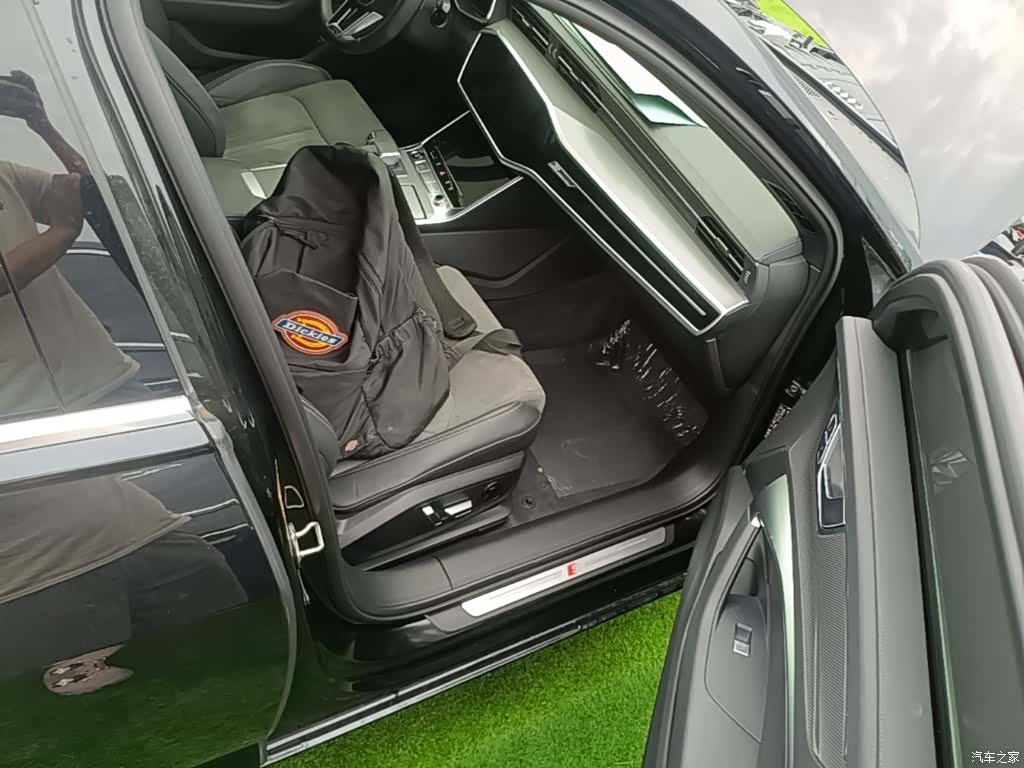 Audi A6L, 2024 11