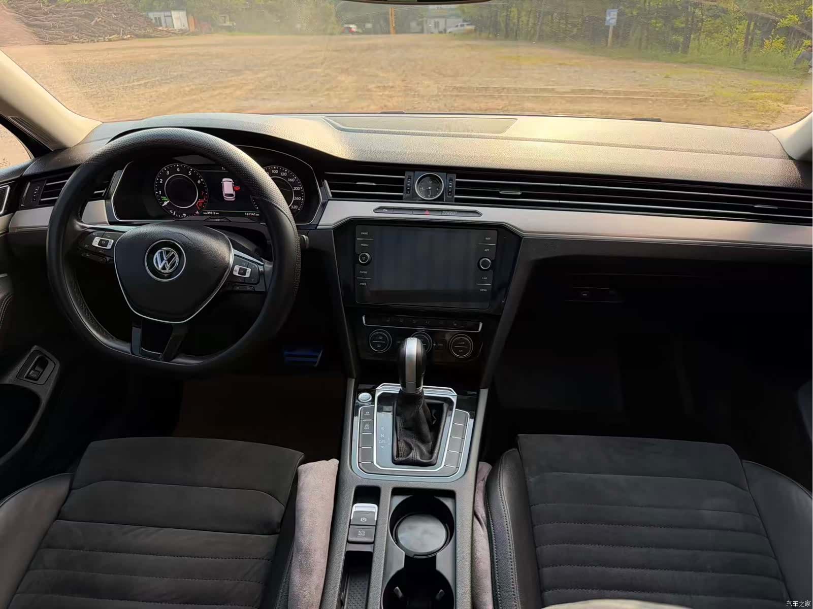 Volkswagen Variant, 2018 все фото