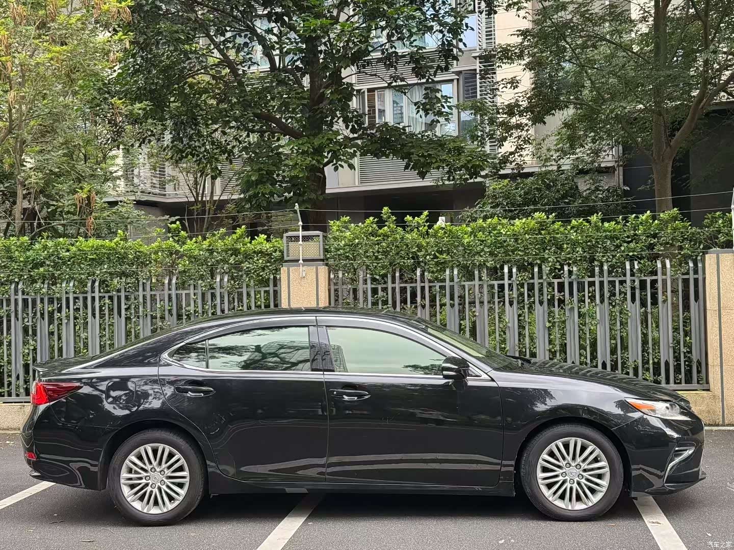 Lexus ES, 2018 2