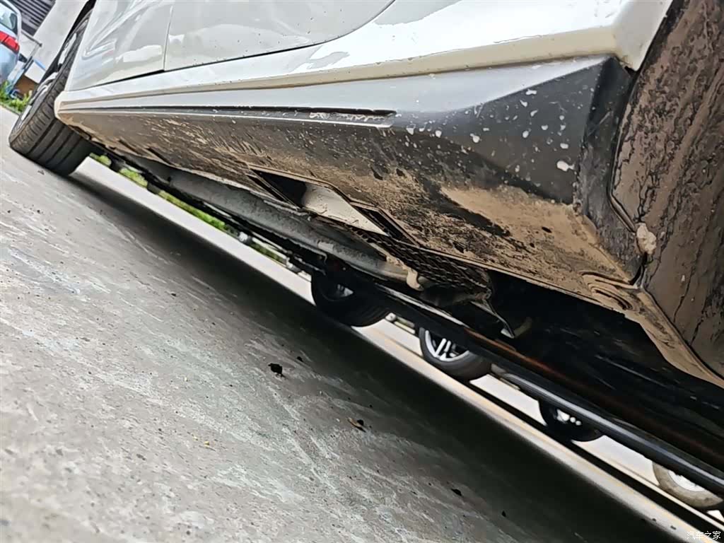 Geely Binray, 2026 22