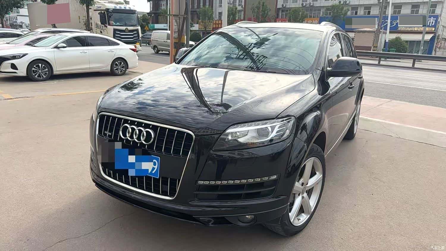 Audi Q7, 2014 1