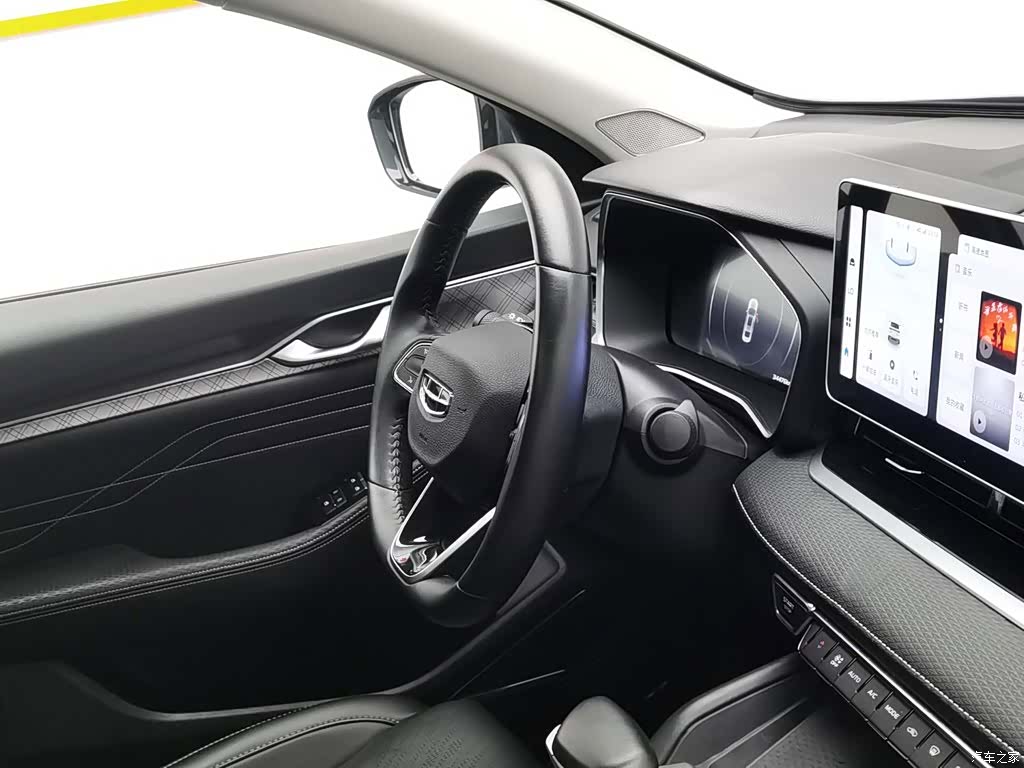 Geely Preface, 2023 22