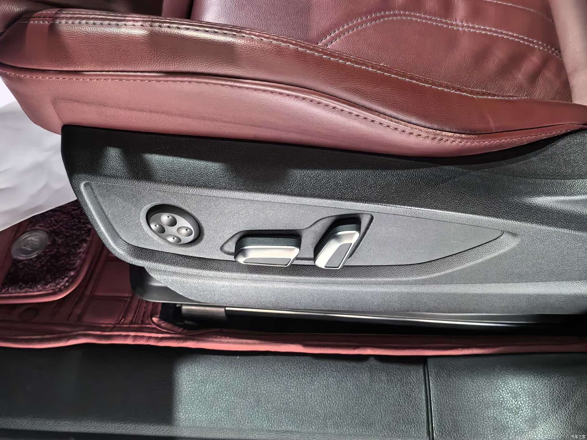 Audi Q5L, 2023 6