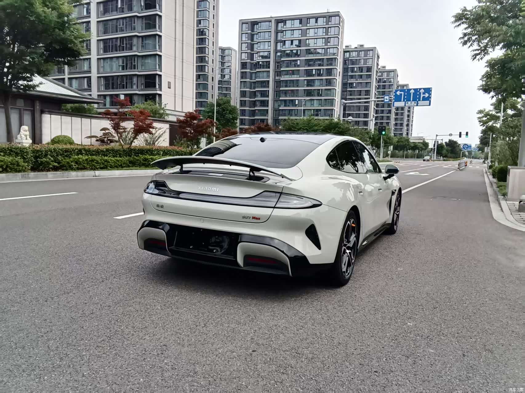 Xiaomi SU7, 2024 14
