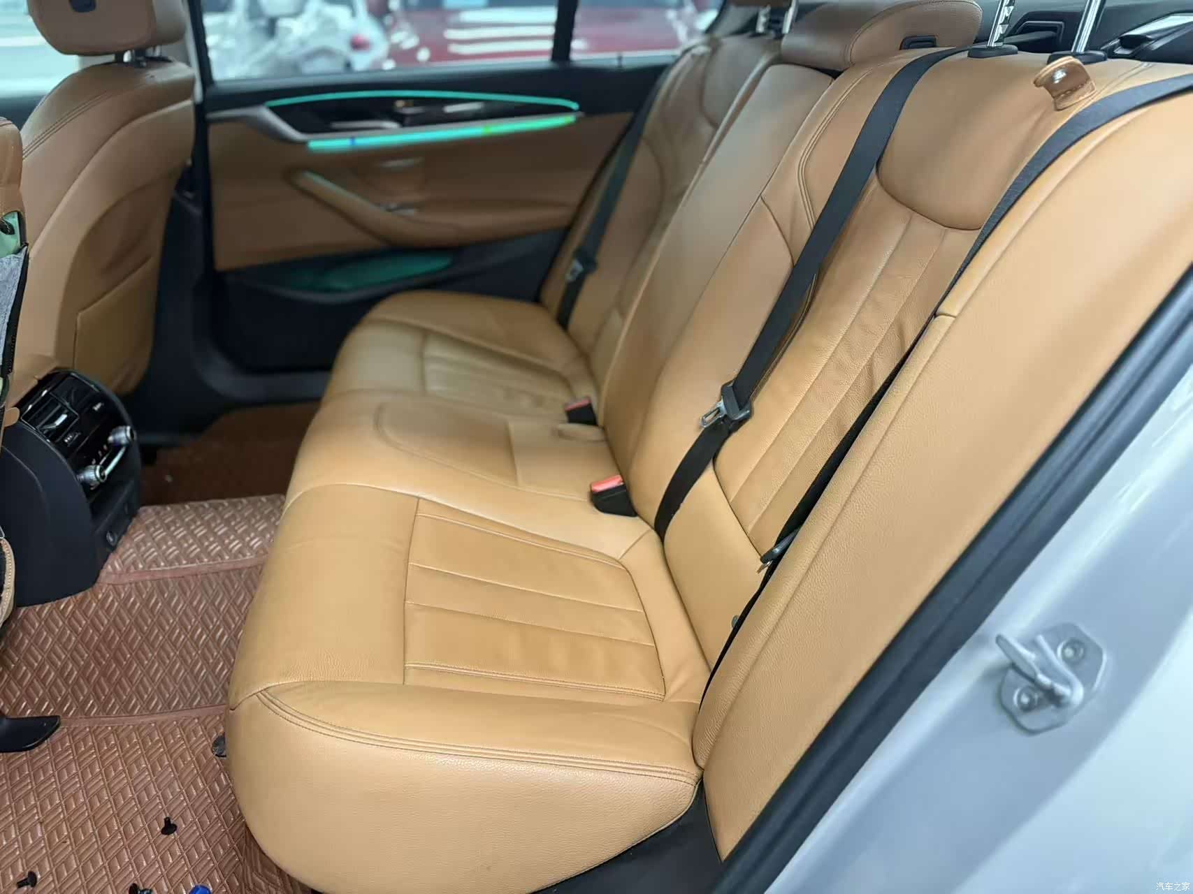 BMW 5 Series, 2018 11