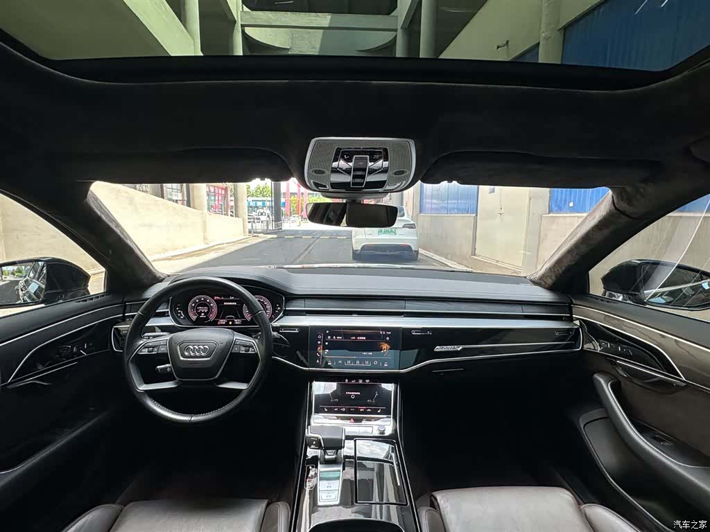 Audi A8L, 2020 11
