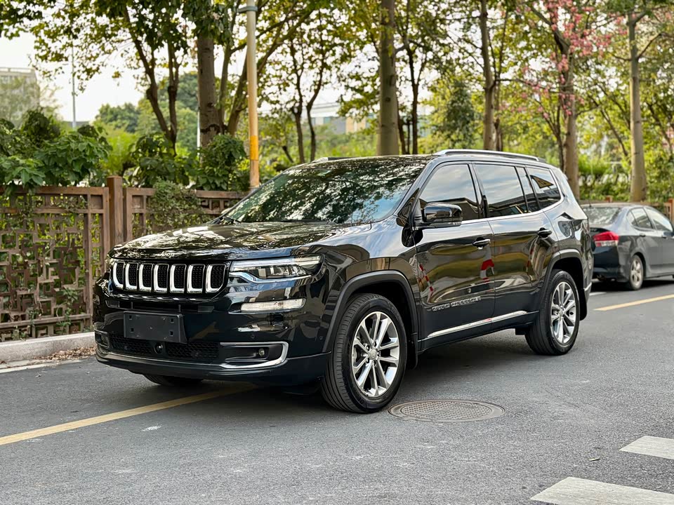 Jeep Grand Commander