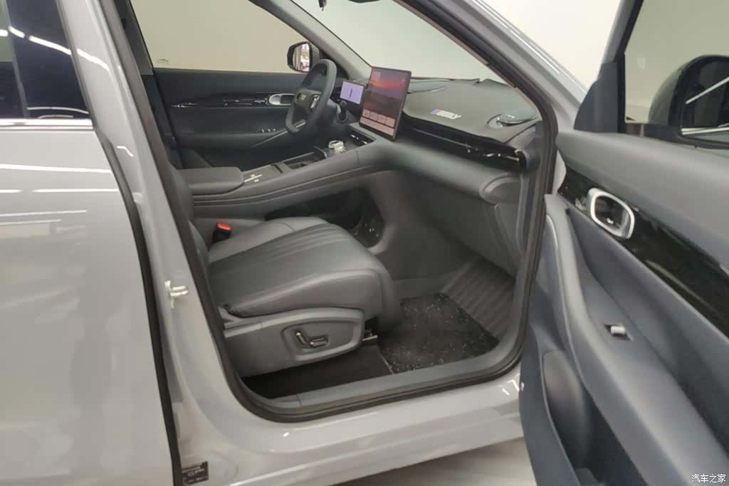 Geely Galaxy E5, 2024 8