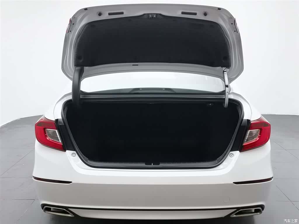 Honda Accord, 2019 16