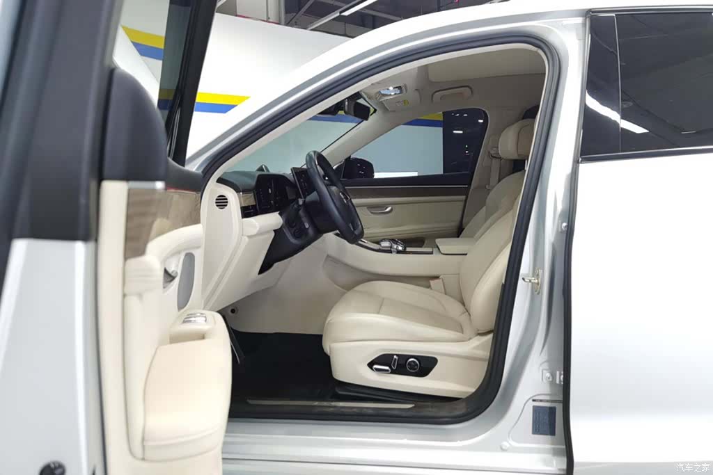 AITO M5, 2022 9