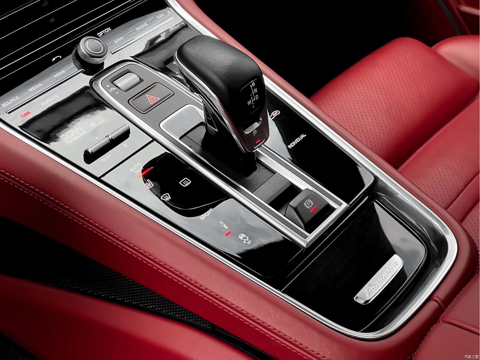 Porsche Panamera, 2018 19