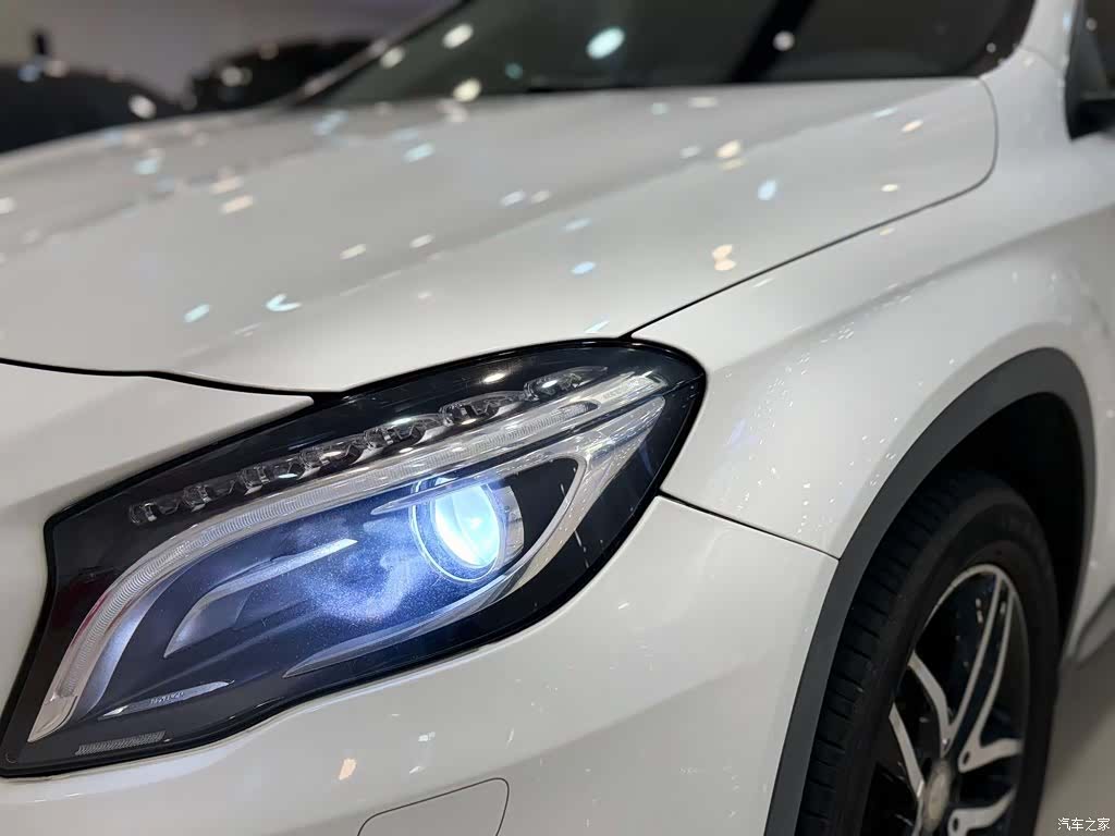 Mercedes-Benz GLA, 2016 16