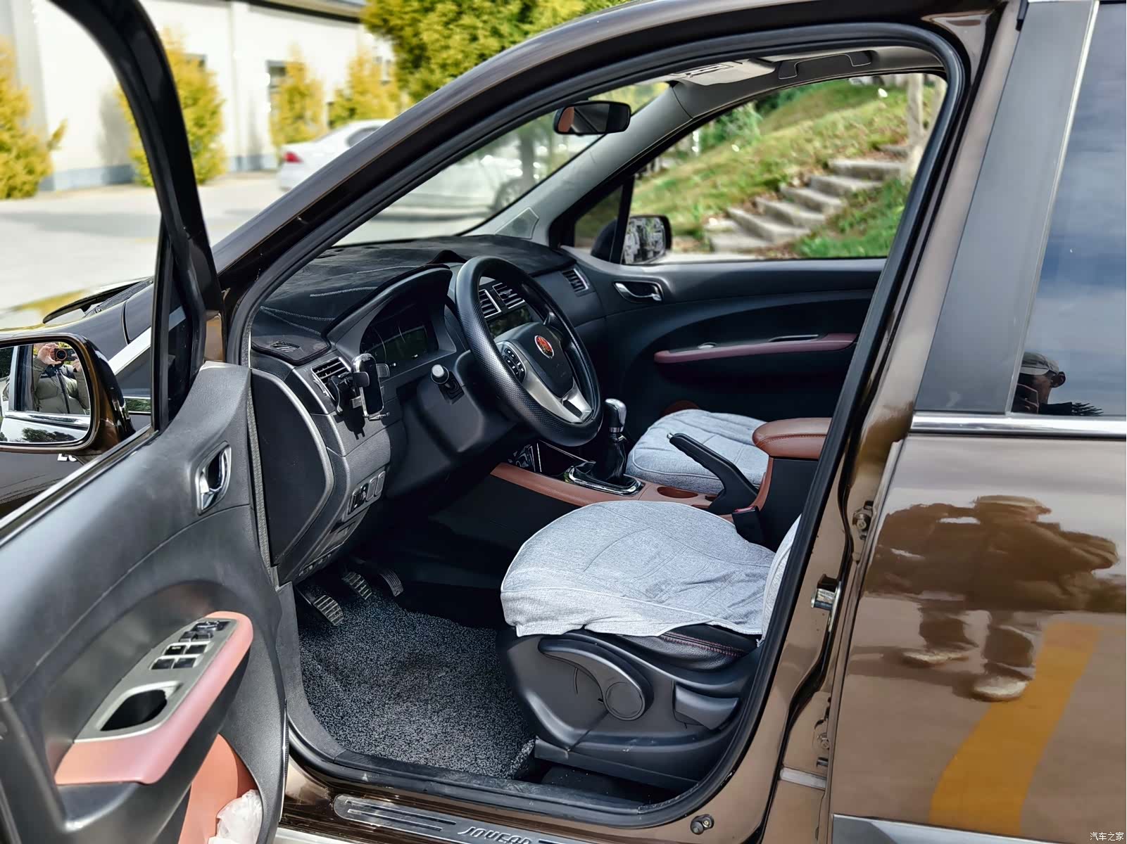 DongFeng X5, 2014 6