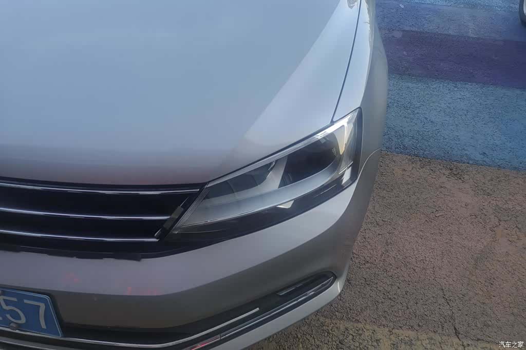 Volkswagen Sagitar, 2016 все фото