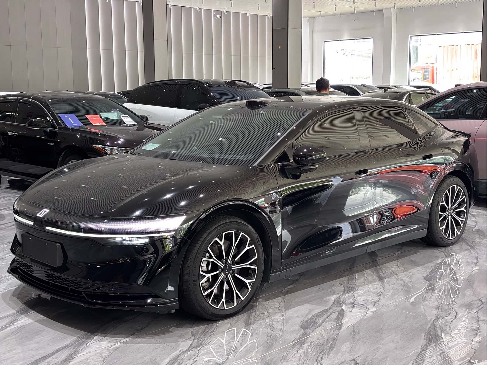 Zeekr 007, 2024 2