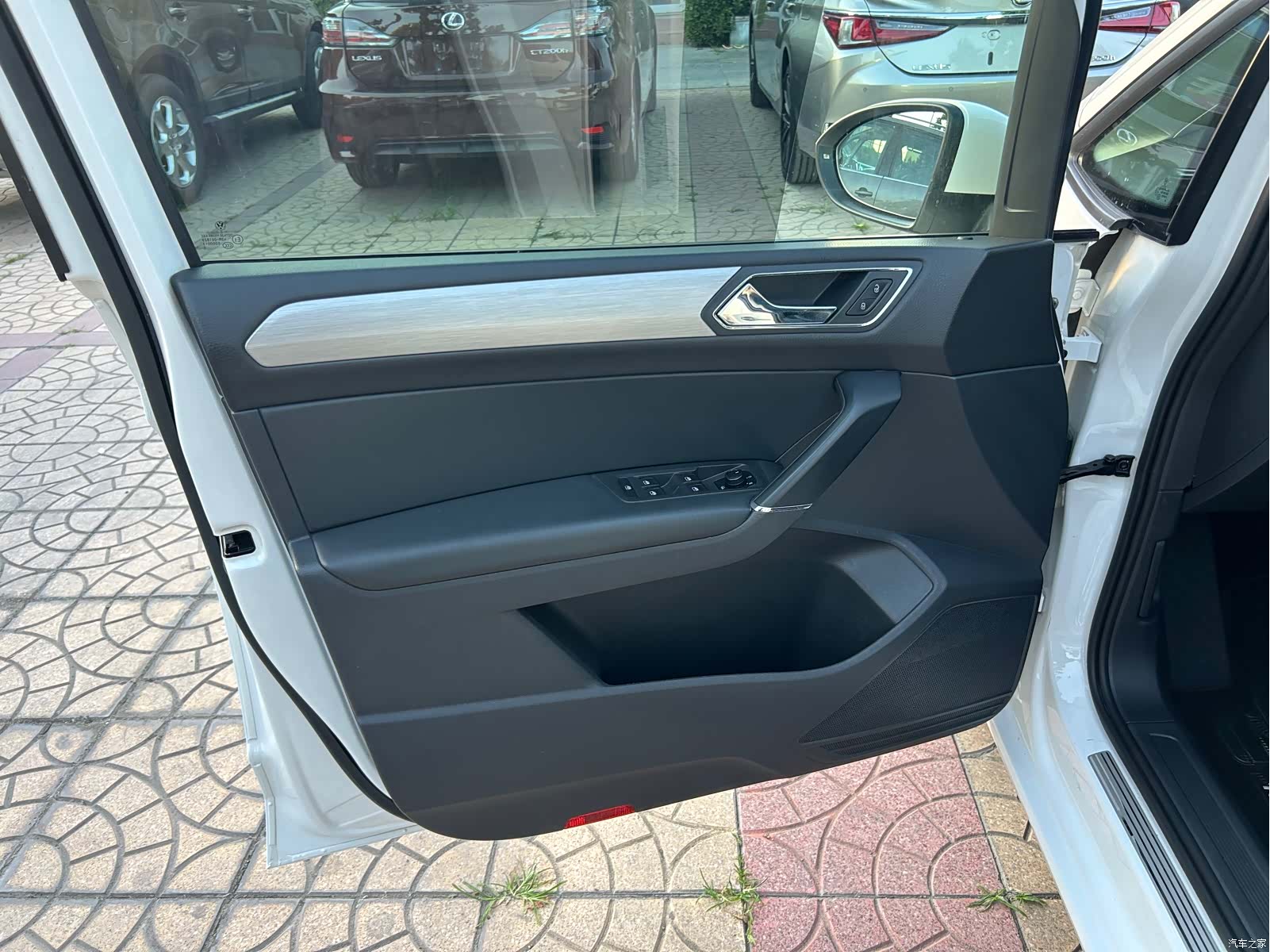 Volkswagen L, 2016 6