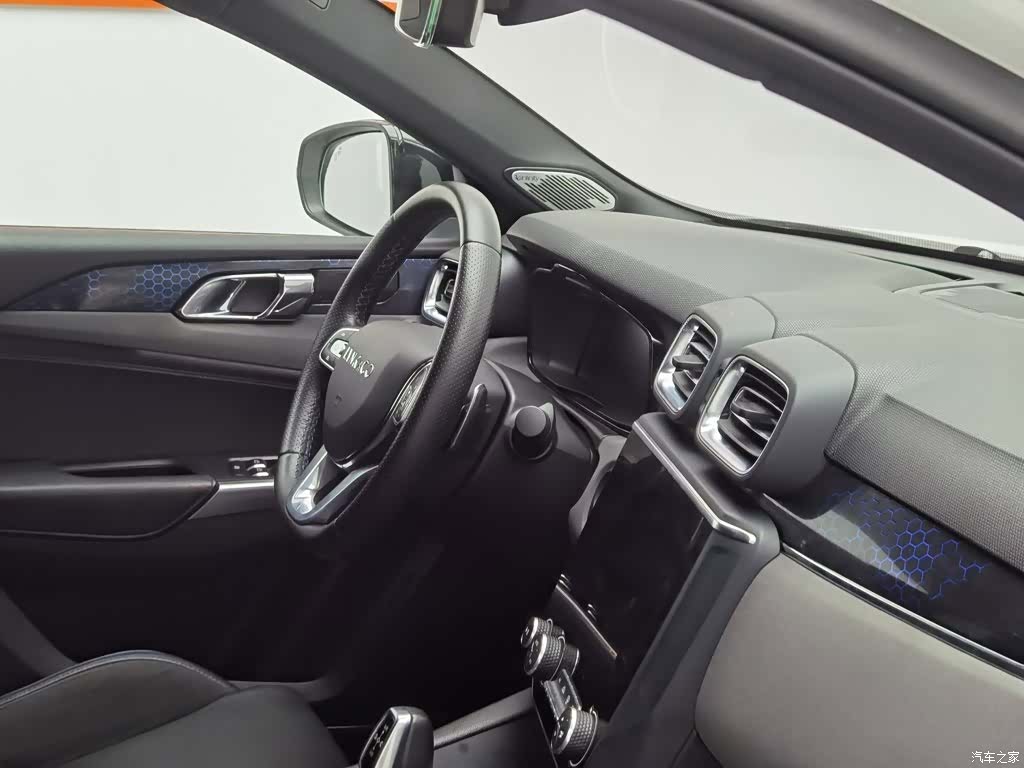 Lynk & Co 02, 2021 22