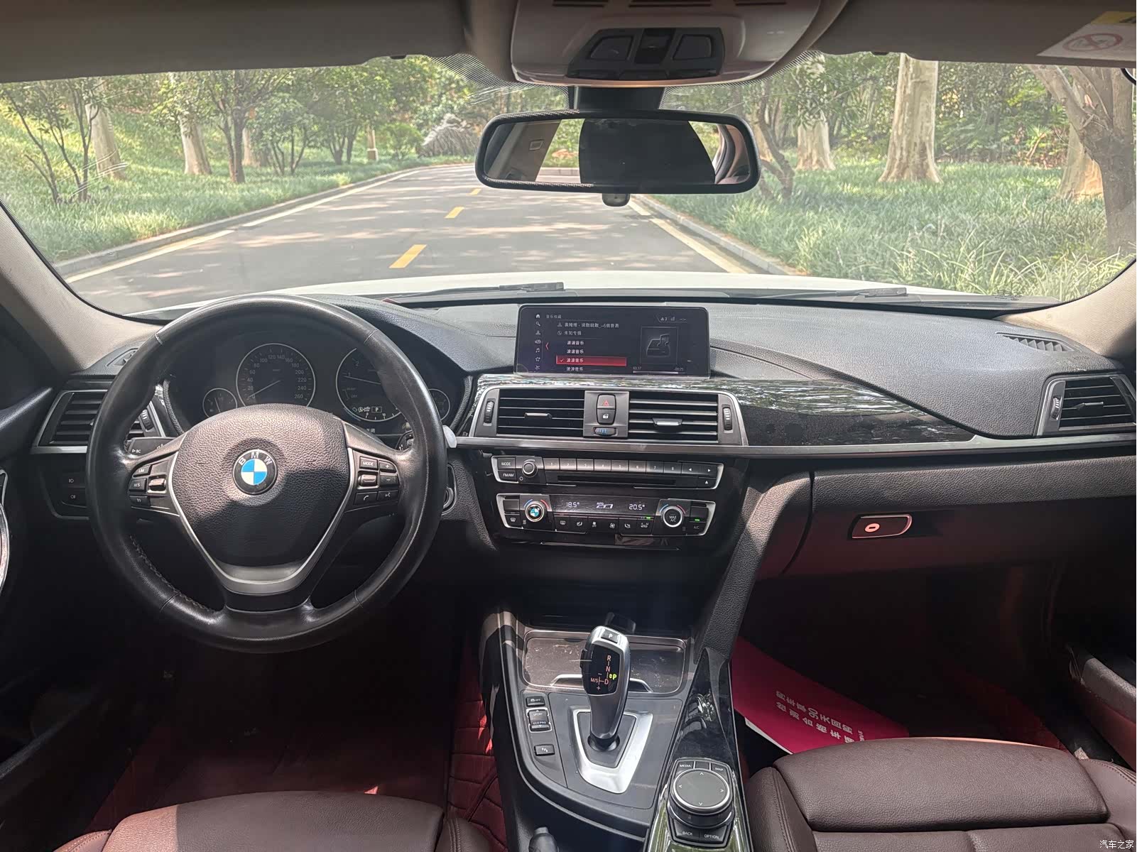 BMW 3 Series, 2019 все фото