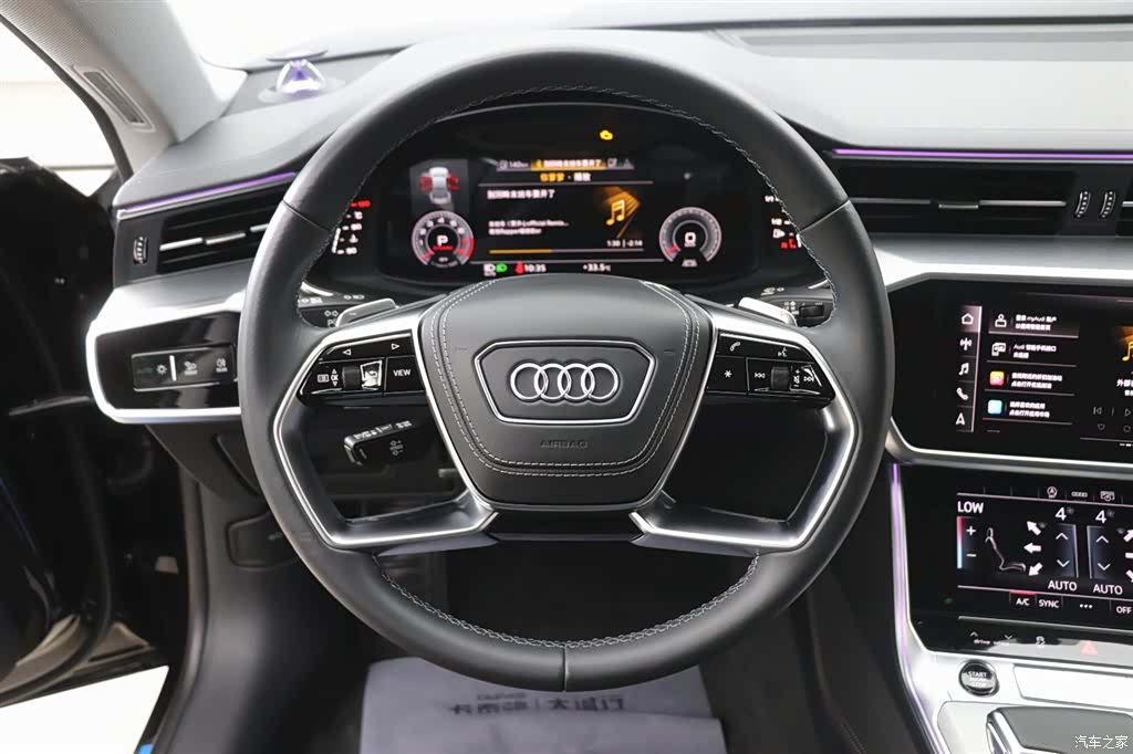 Audi A7L, 2024 15