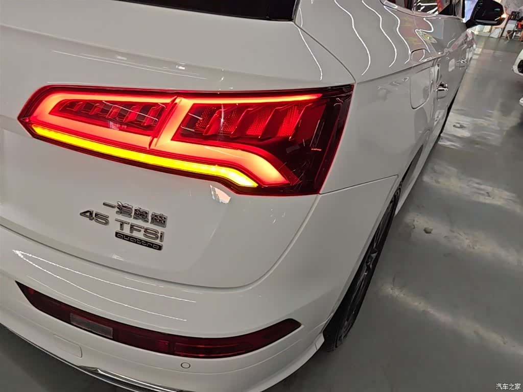 Audi Q5L, 2020 8