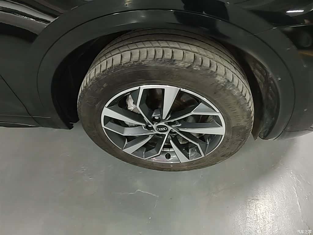 Audi Q5L, 2023 14