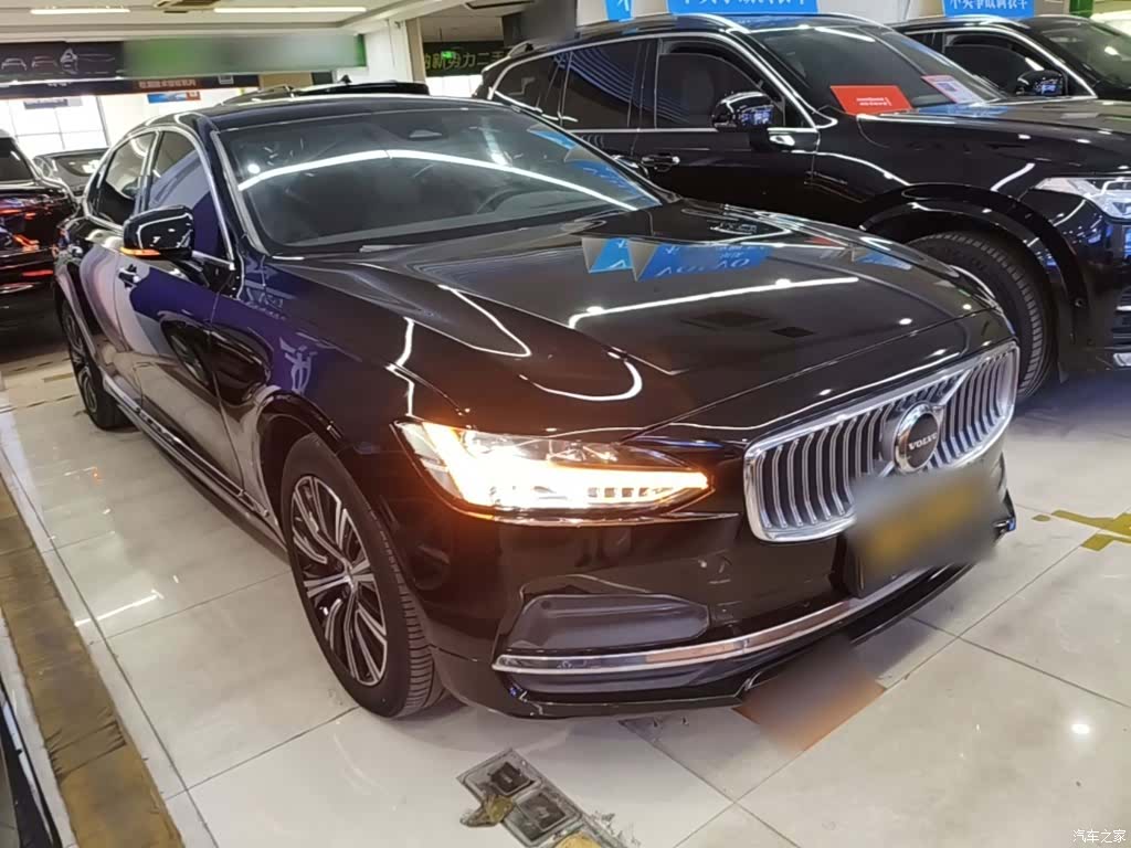 Volvo S90, 2022 4