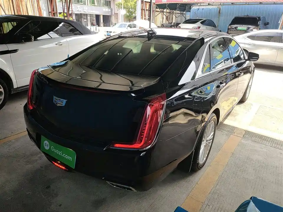 Cadillac XTS