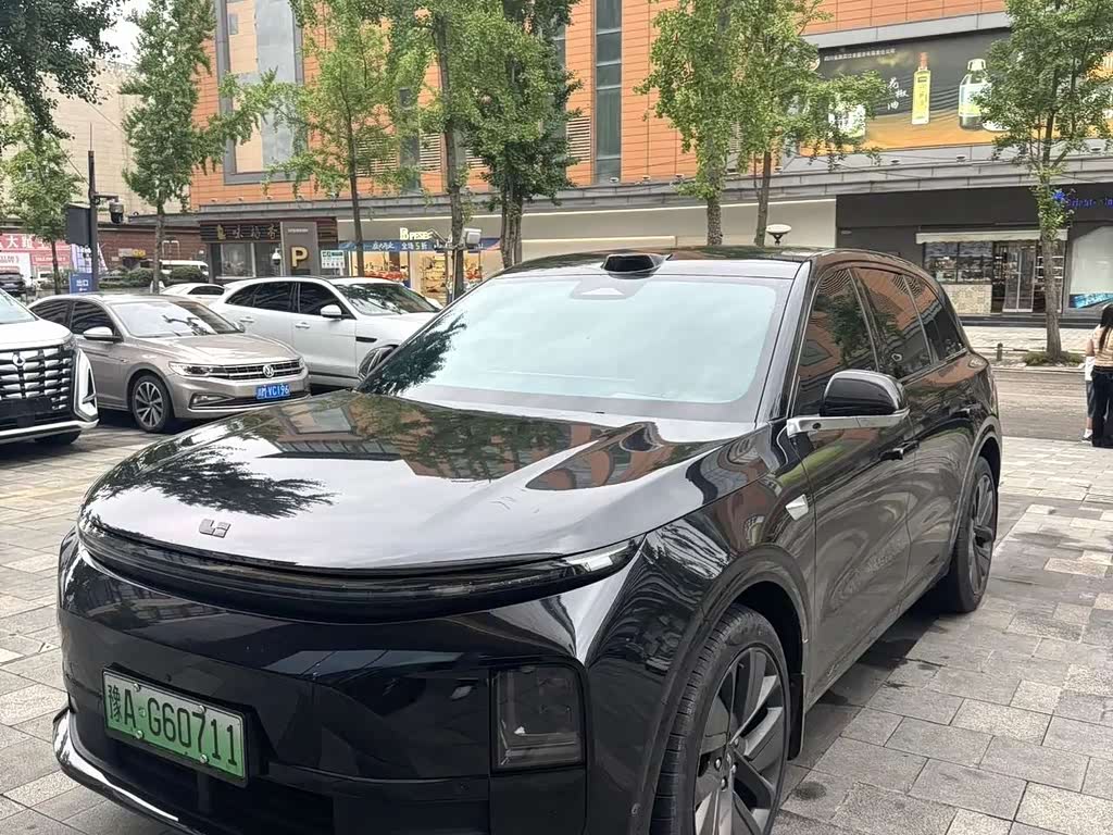 Li Auto L6